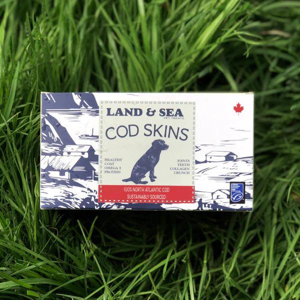 Land & Sea Cod Skin Treat Box (1.6oz)
